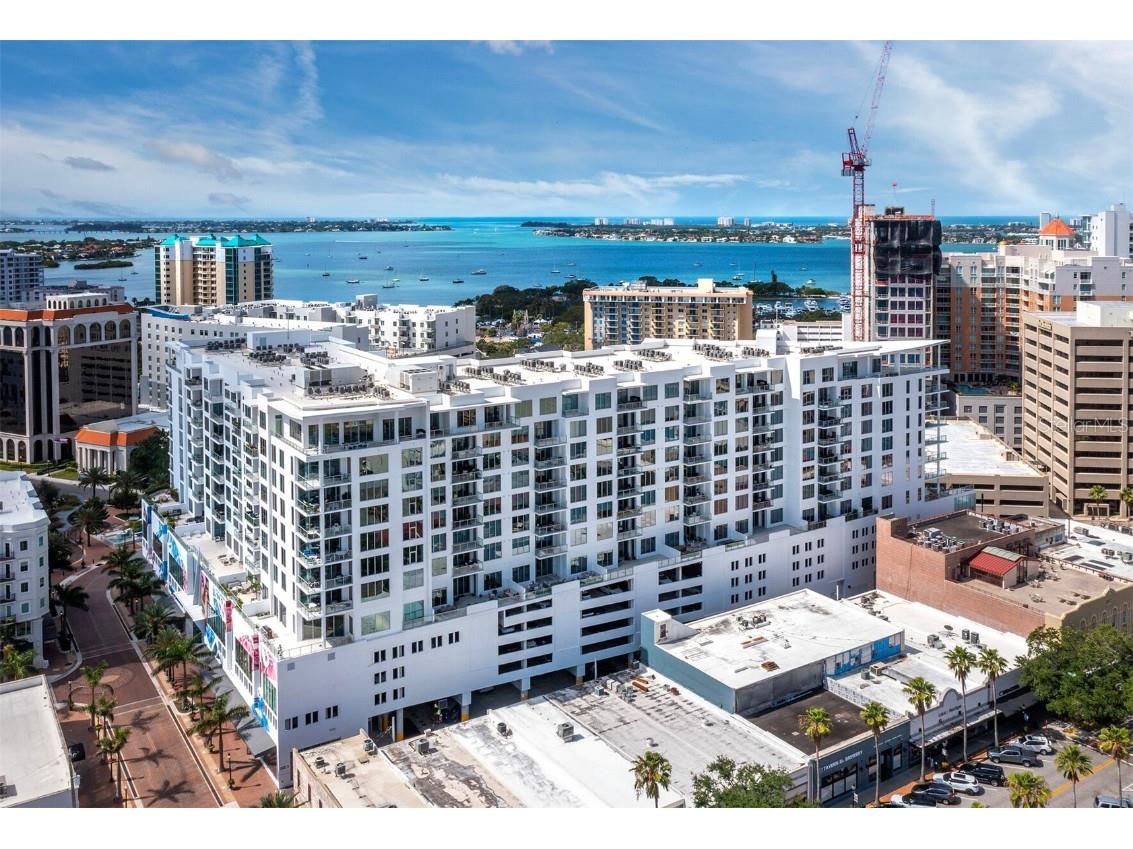 111 S Pineapple Avenue #1004 Sarasota FL 34236 A4628350 image1
