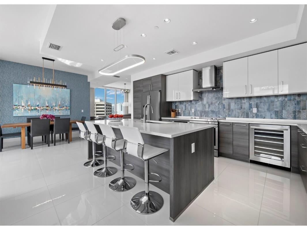 111 S Pineapple Avenue #1007 Sarasota FL 34236 A4671048 image15