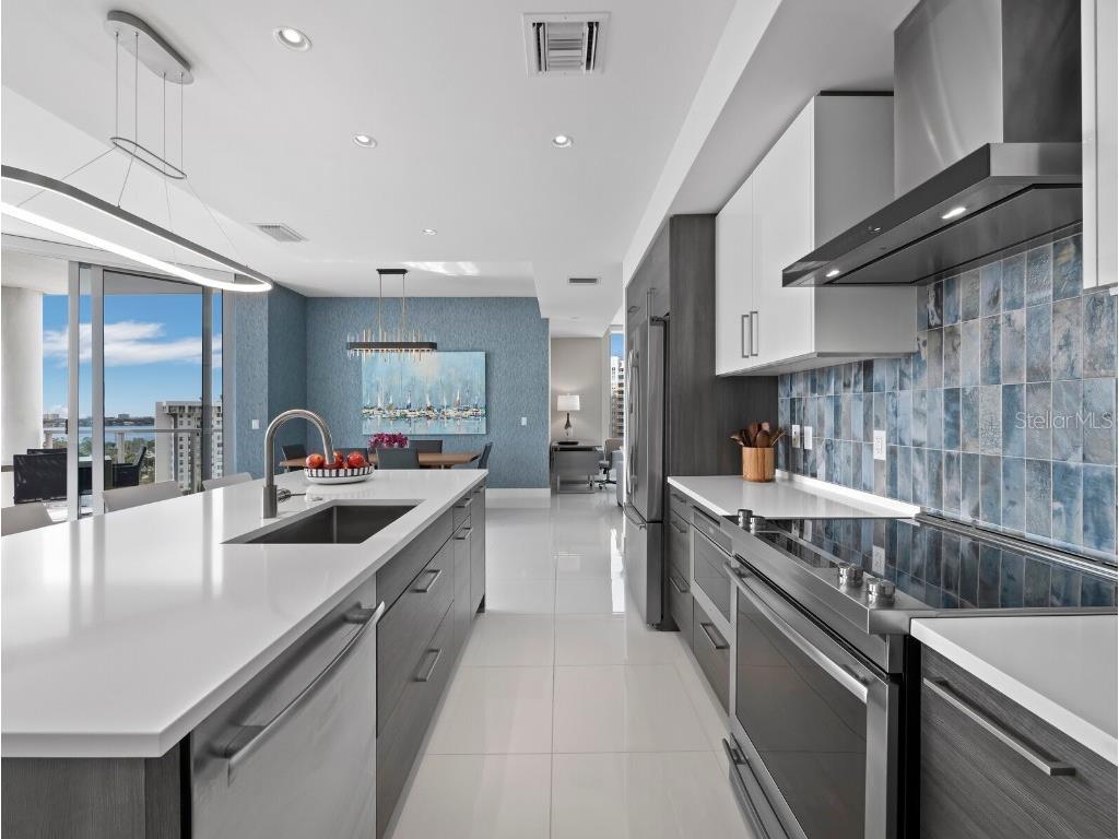 111 S Pineapple Avenue #1007 Sarasota FL 34236 A4671048 image19