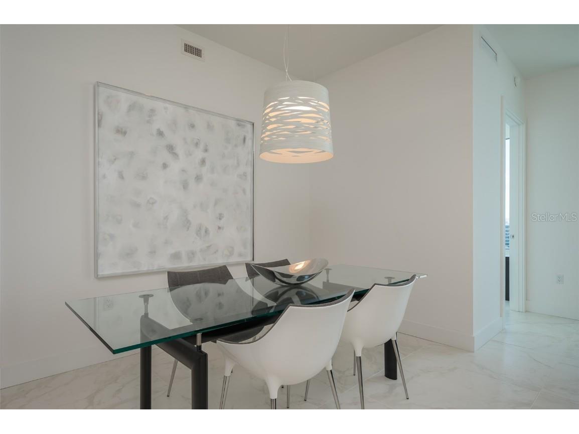 111 S Pineapple Avenue #1013 Sarasota FL 34236 - SARASOTA BAY A4668818 image14