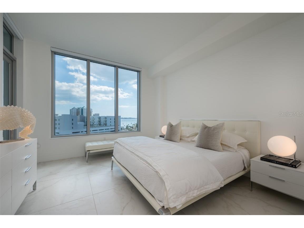 111 S Pineapple Avenue #1013 Sarasota FL 34236 - SARASOTA BAY A4668818 image16