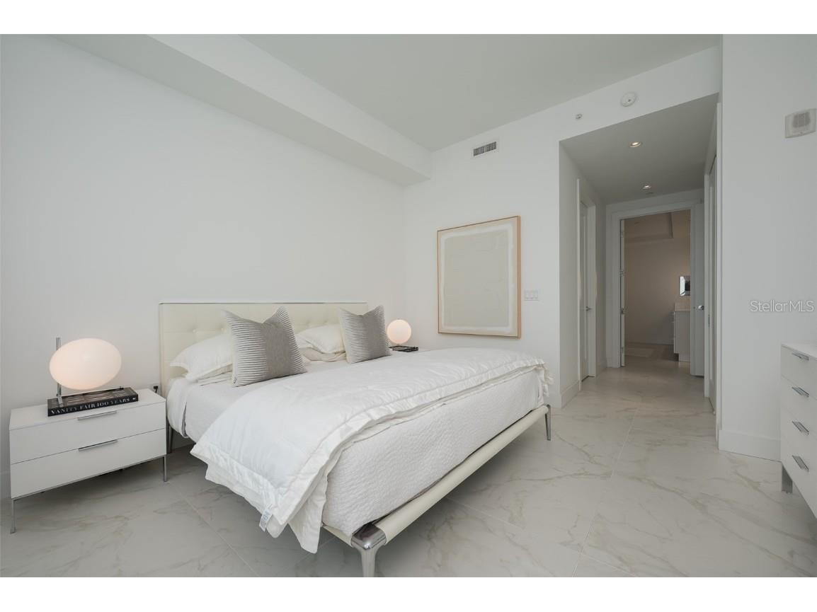 111 S Pineapple Avenue #1013 Sarasota FL 34236 - SARASOTA BAY A4668818 image18