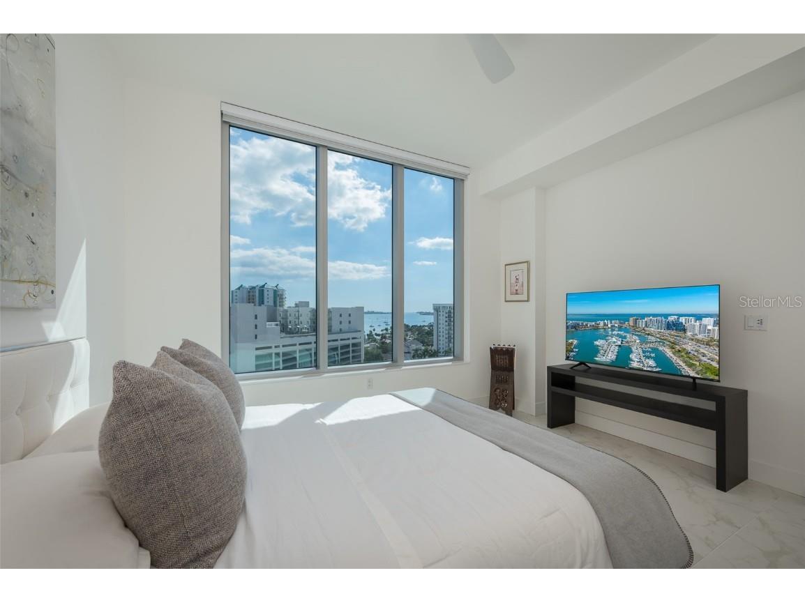 111 S Pineapple Avenue #1013 Sarasota FL 34236 - SARASOTA BAY A4668818 image22