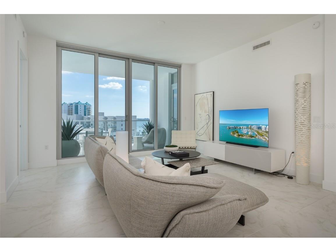 111 S Pineapple Avenue #1013 Sarasota FL 34236 - SARASOTA BAY A4668818 image7