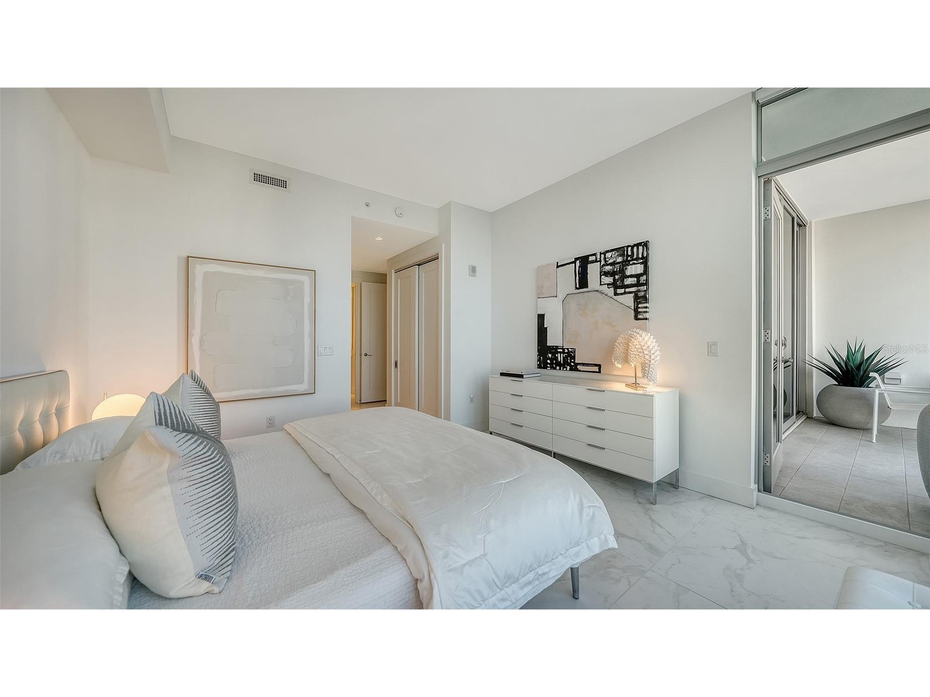 111 S Pineapple Avenue #1013 Sarasota FL 34236 - SARASOTA BAY A4690816 image18