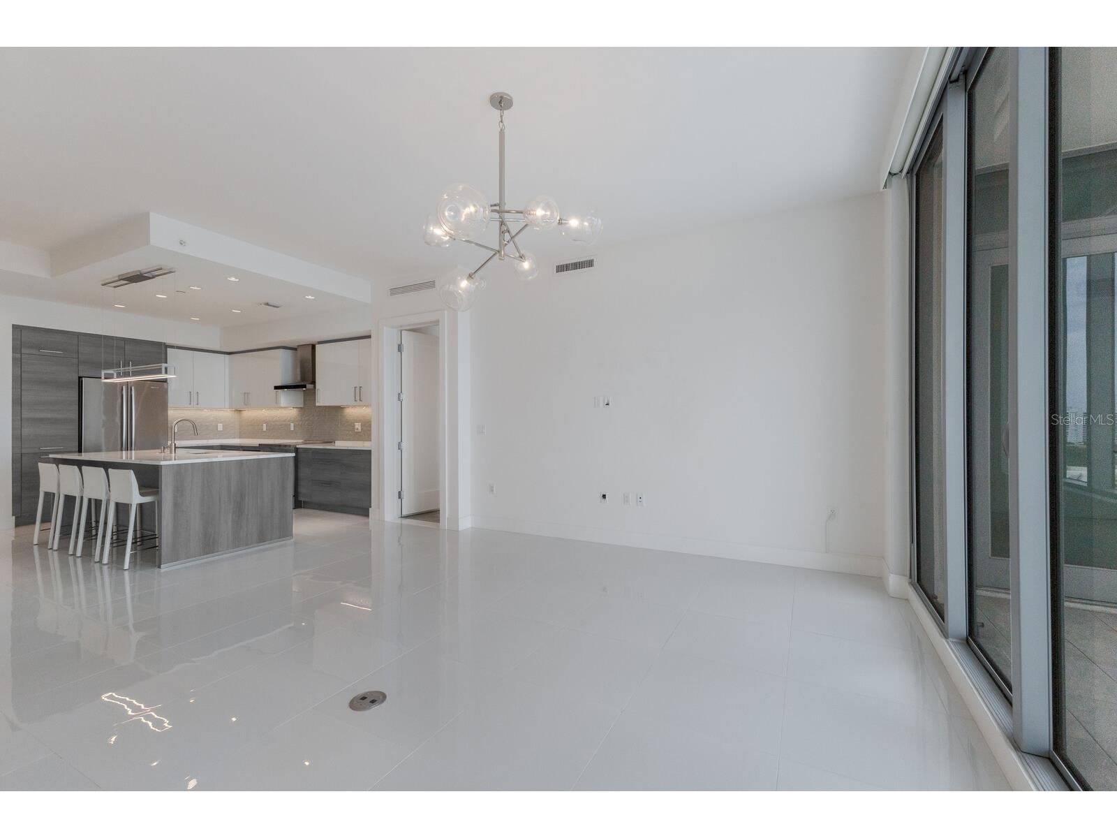 111 S Pineapple Avenue #1021 Sarasota FL 34236 A4688715 image15