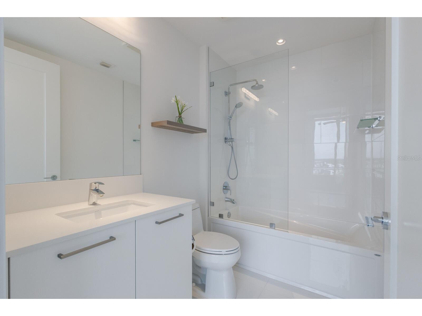 111 S Pineapple Avenue #1021 Sarasota FL 34236 A4688715 image33