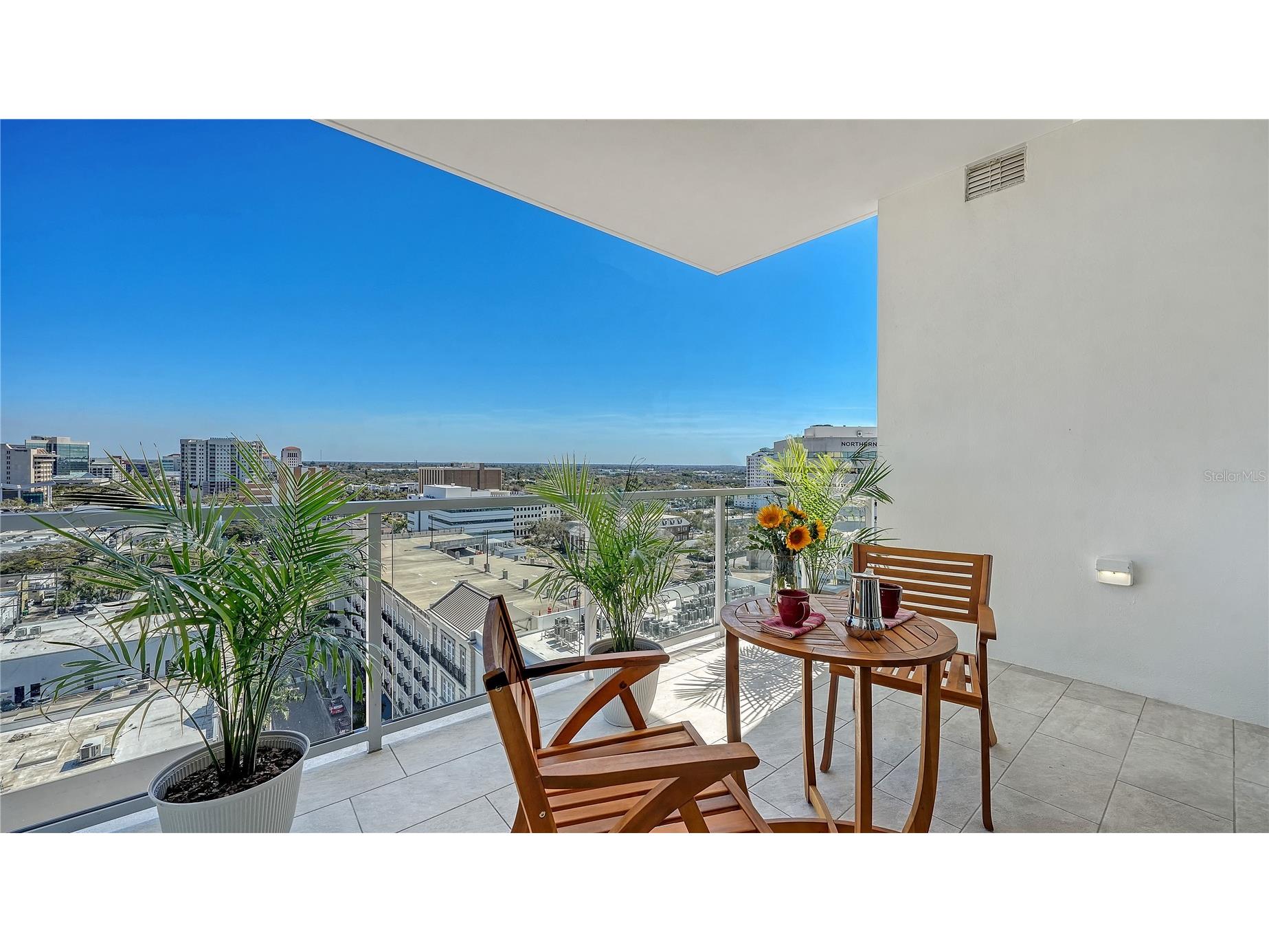 111 S Pineapple Avenue #1103 Sarasota FL 34236 A4670000 image1