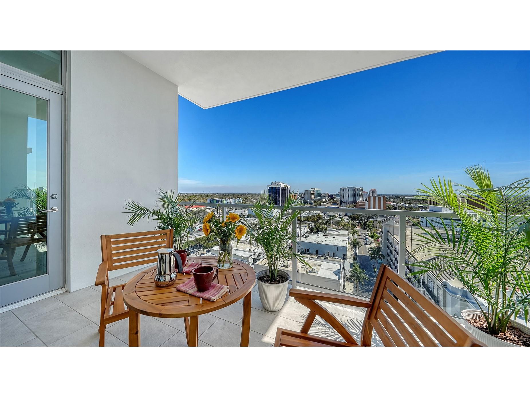 111 S Pineapple Avenue #1103 Sarasota FL 34236 A4670000 image8