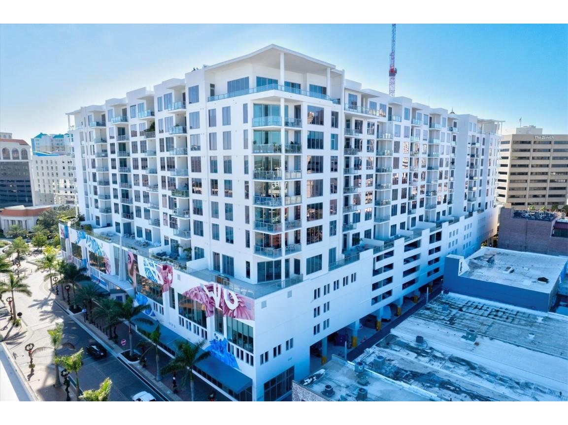 111 S Pineapple Avenue #1111 Sarasota FL 34236 - SARASOTA BAY A4558845 image1