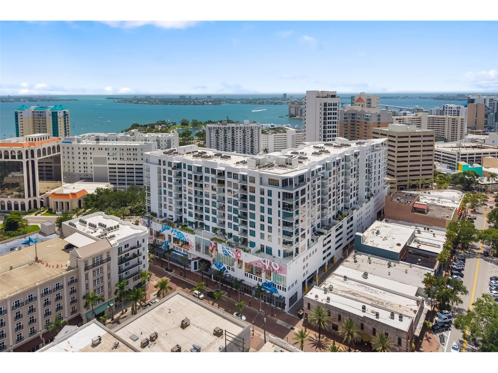 111 S Pineapple Avenue #1204 Sarasota FL 34236 A4660919 image1