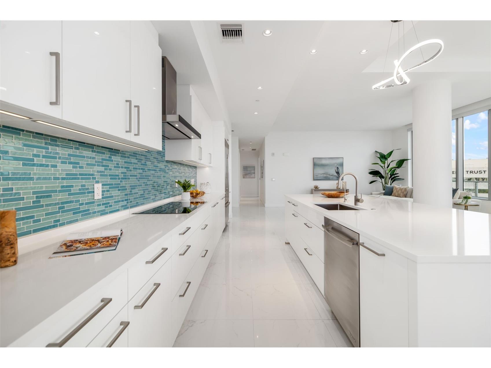 111 S Pineapple Avenue #1204 Sarasota FL 34236 A4660919 image16