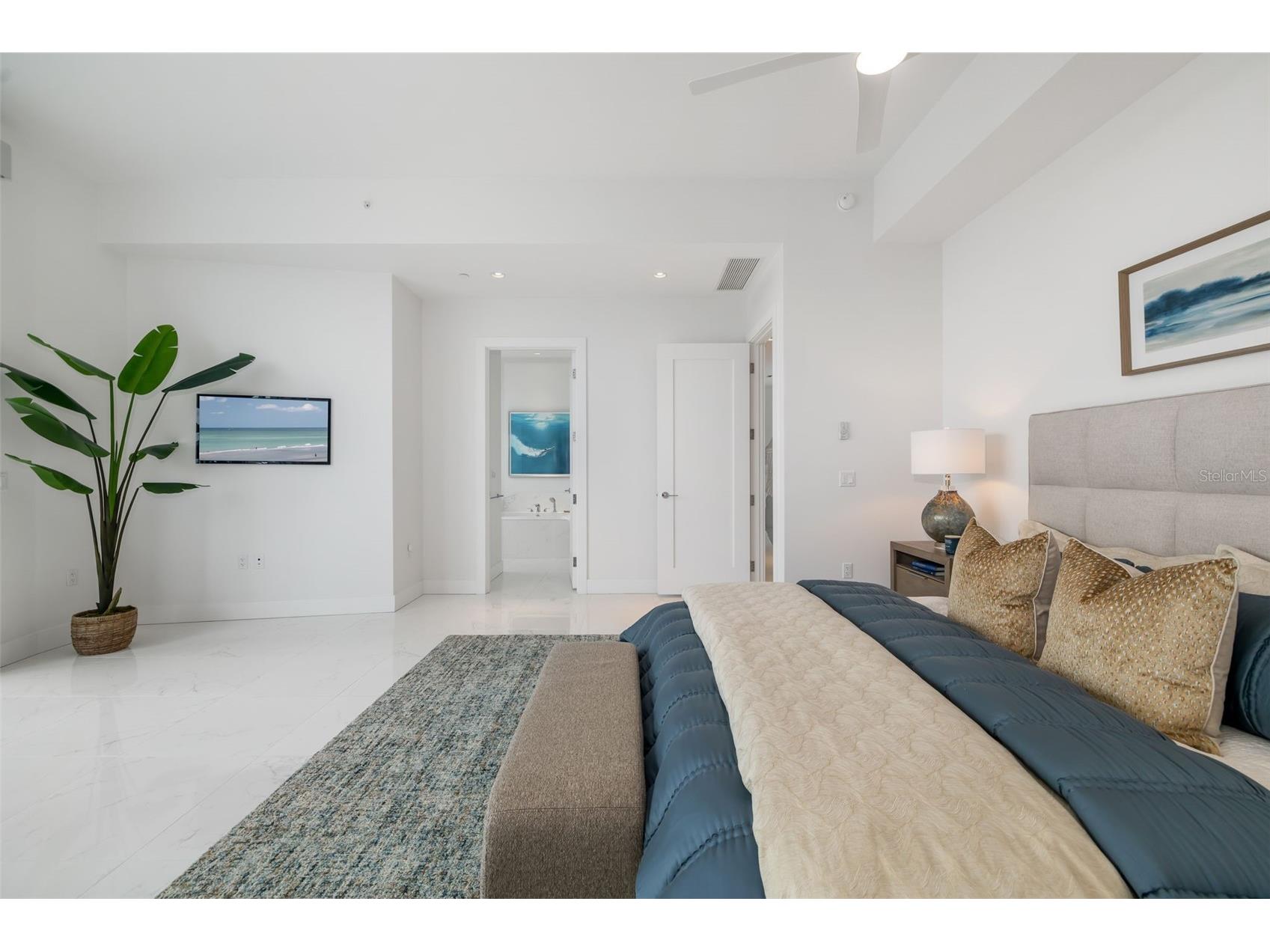 111 S Pineapple Avenue #1204 Sarasota FL 34236 A4660919 image33