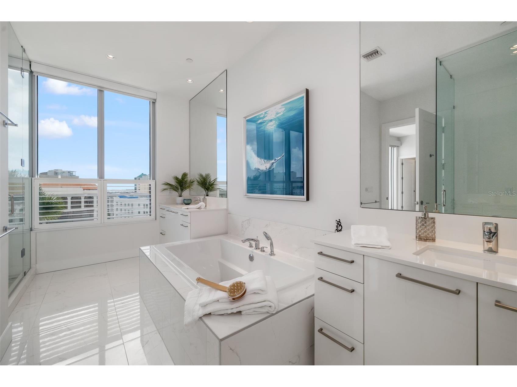 111 S Pineapple Avenue #1204 Sarasota FL 34236 A4660919 image37