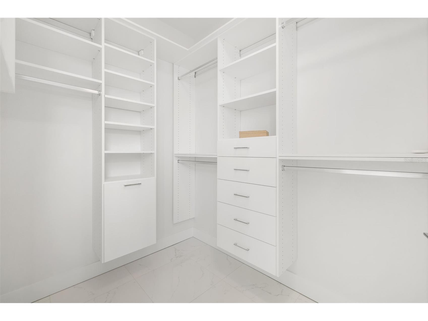 111 S Pineapple Avenue #1204 Sarasota FL 34236 A4660919 image41