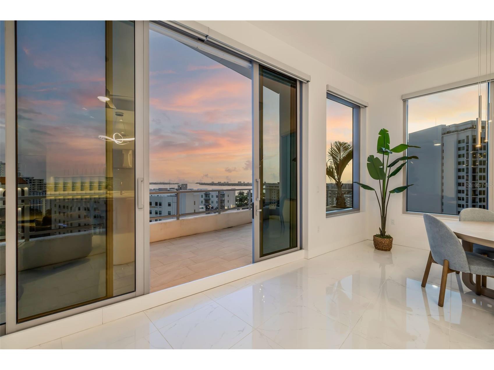 111 S Pineapple Avenue #1204 Sarasota FL 34236 A4660919 image60