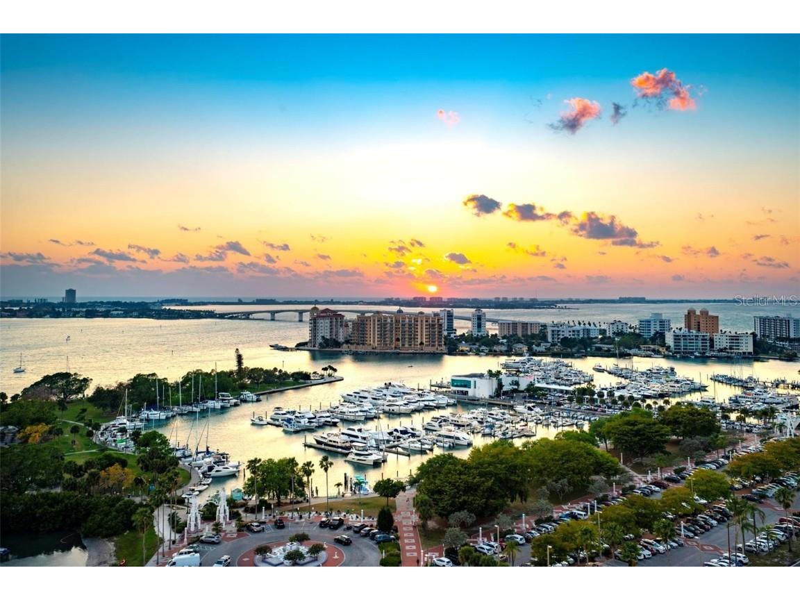 111 S Pineapple Avenue #1206 Sarasota FL 34236 - SARASOTA BAY A4640521 image1