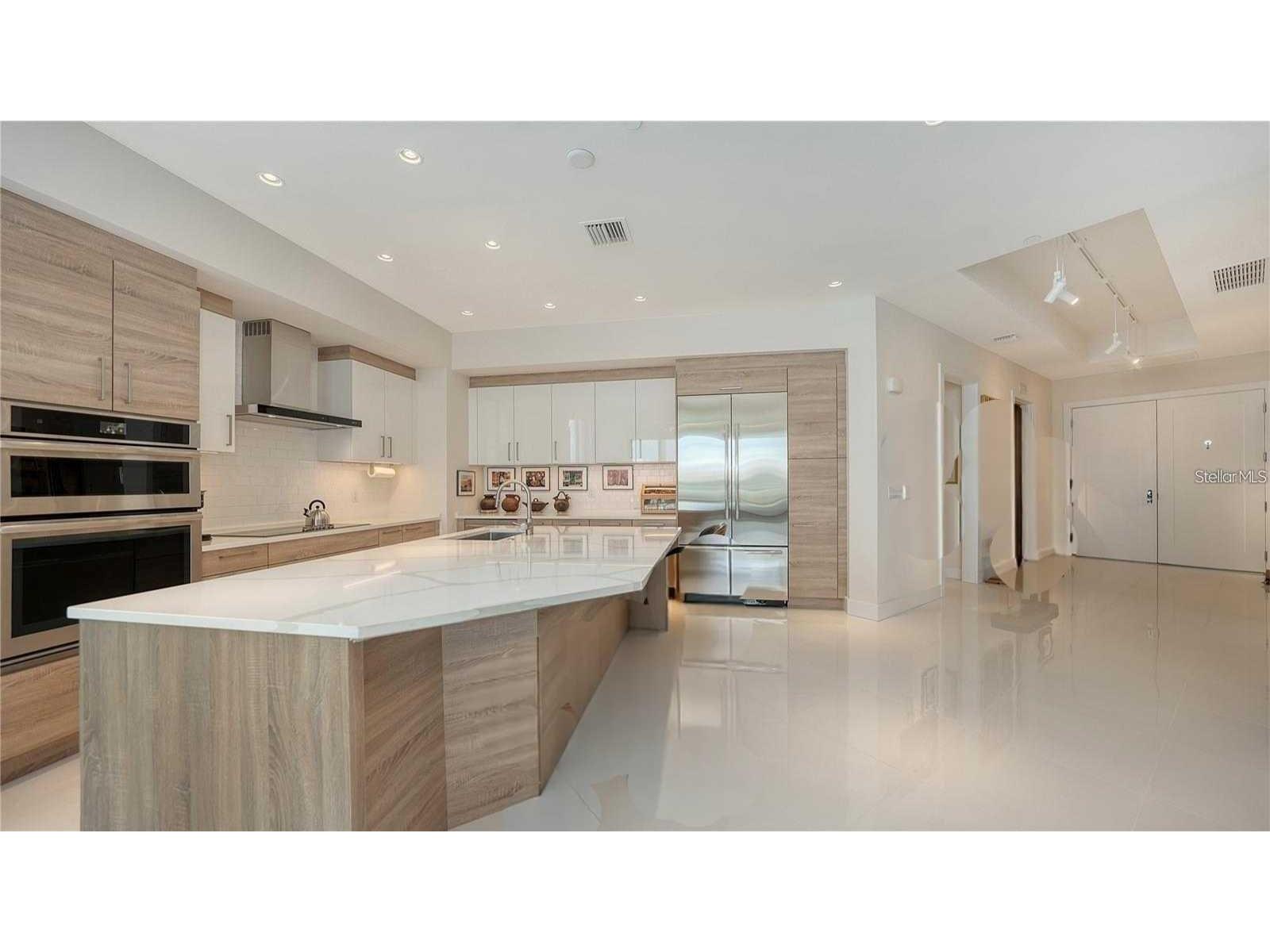 111 S Pineapple Avenue #1210 Sarasota FL 34236 A4692917 image15