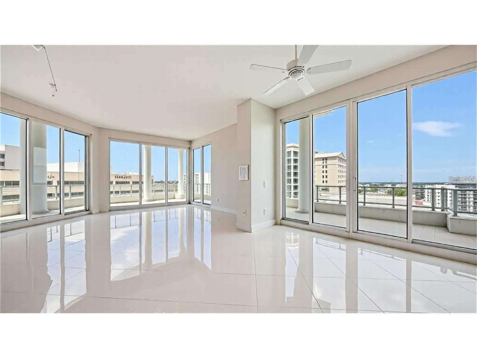 111 S Pineapple Avenue #1210 Sarasota FL 34236 A4692917 image5