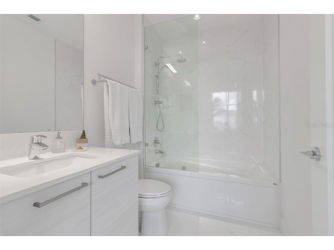 111 S Pineapple Avenue #519 Sarasota FL 34236 A4666459 image23