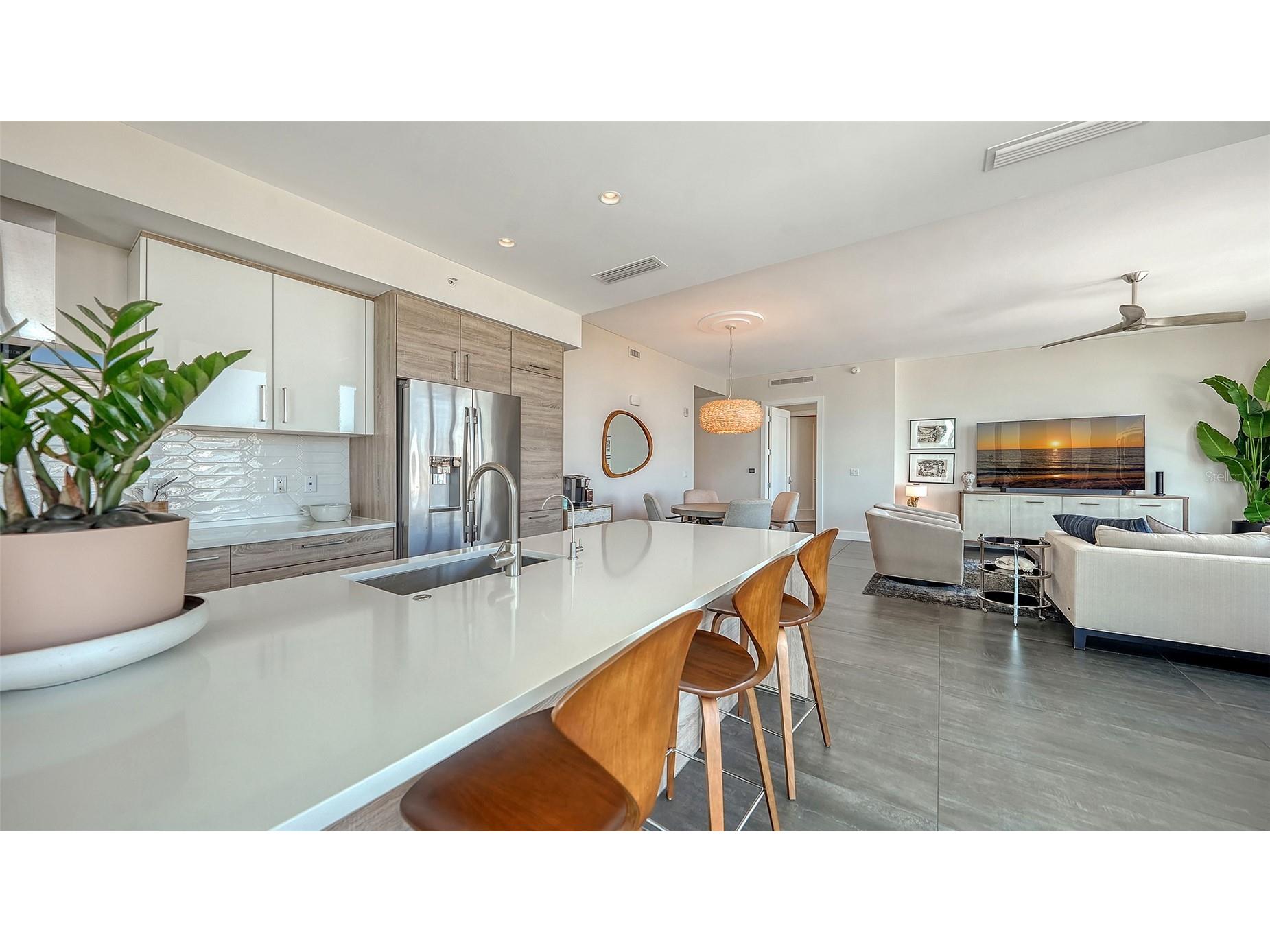 111 S Pineapple Avenue #601 Sarasota FL 34236 A4678825 image10