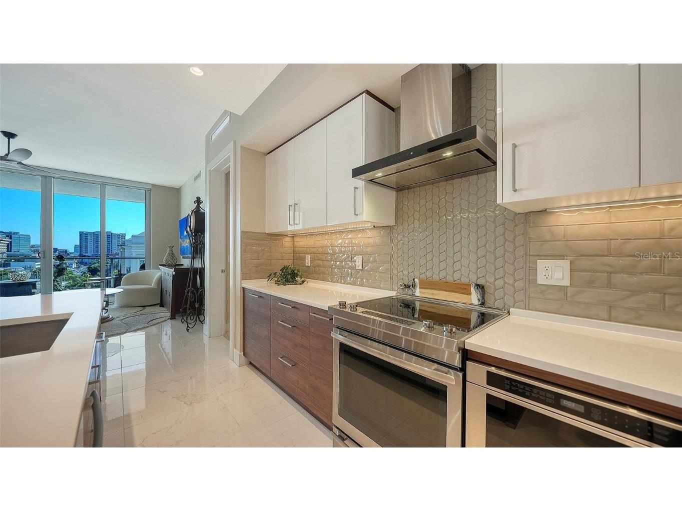 111 S Pineapple Avenue #604 Sarasota FL 34236 A4672735 image19