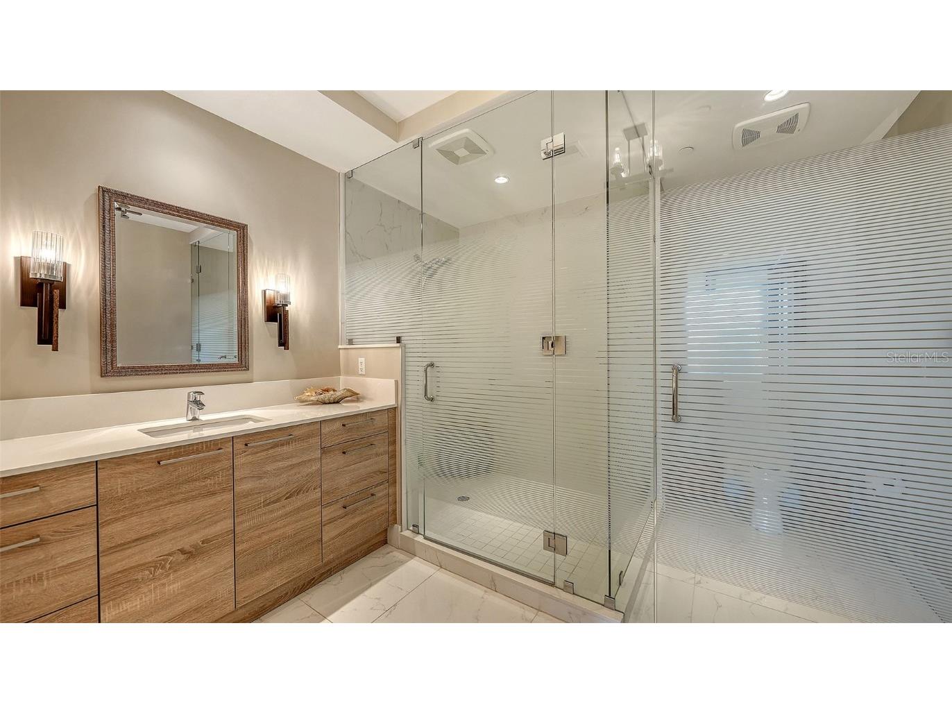 111 S Pineapple Avenue #604 Sarasota FL 34236 A4672735 image31