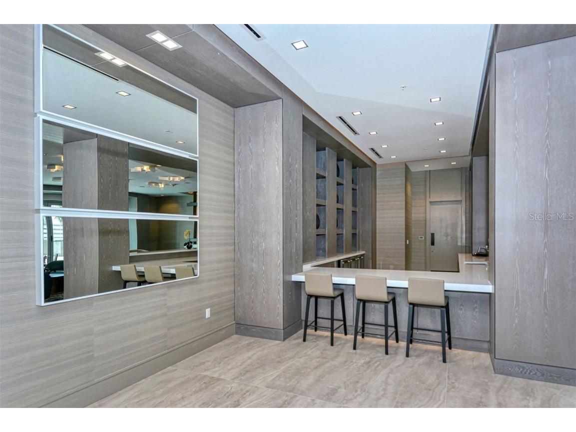 111 S Pineapple Avenue #604 Sarasota FL 34236 A4672735 image59