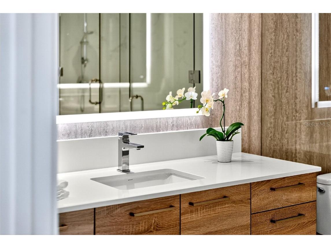 111 S Pineapple Avenue #615 Sarasota FL 34236 - SARASOTA BAY A4665498 image31