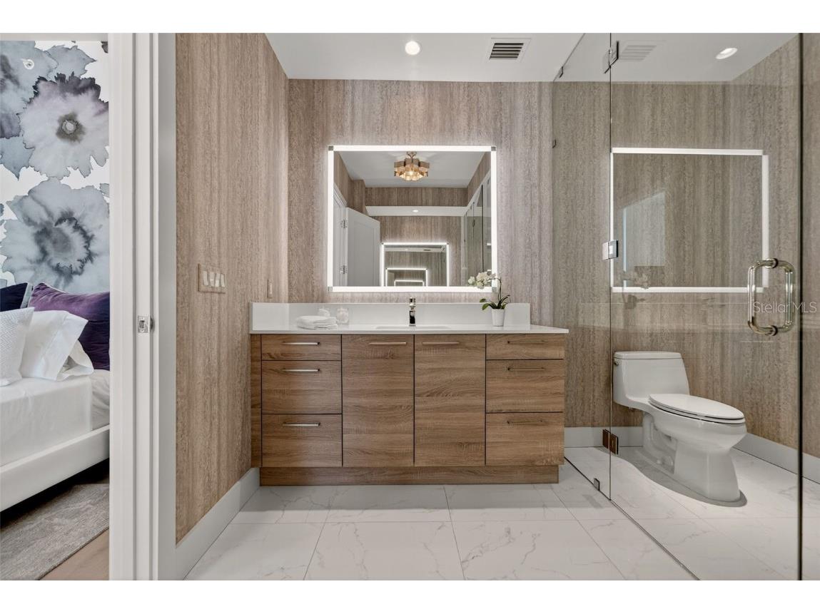 111 S Pineapple Avenue #615 Sarasota FL 34236 - SARASOTA BAY A4665498 image32