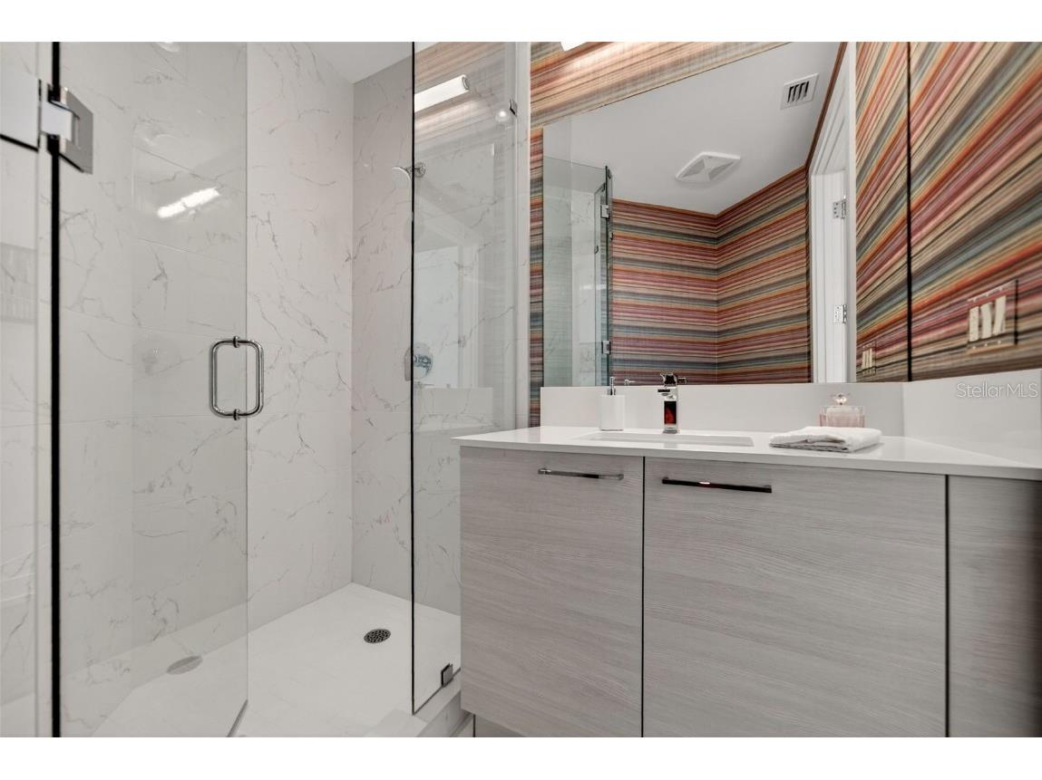 111 S Pineapple Avenue #615 Sarasota FL 34236 - SARASOTA BAY A4665498 image40