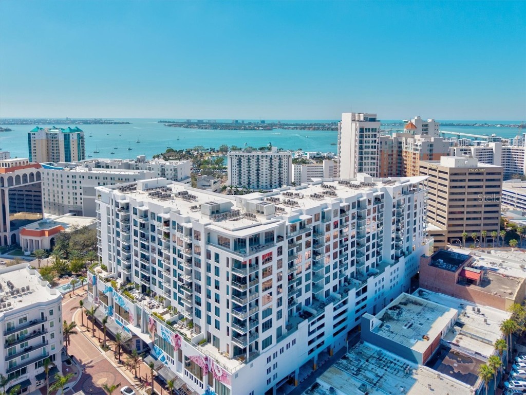 111 S Pineapple Avenue #711 Sarasota FL 34236 A4660203 image1