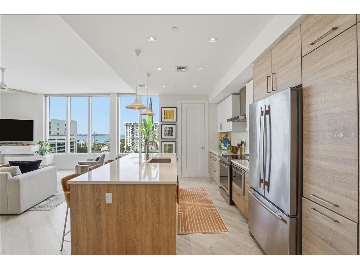 111 S Pineapple Avenue #714 Sarasota FL 34236 A4691380 image12