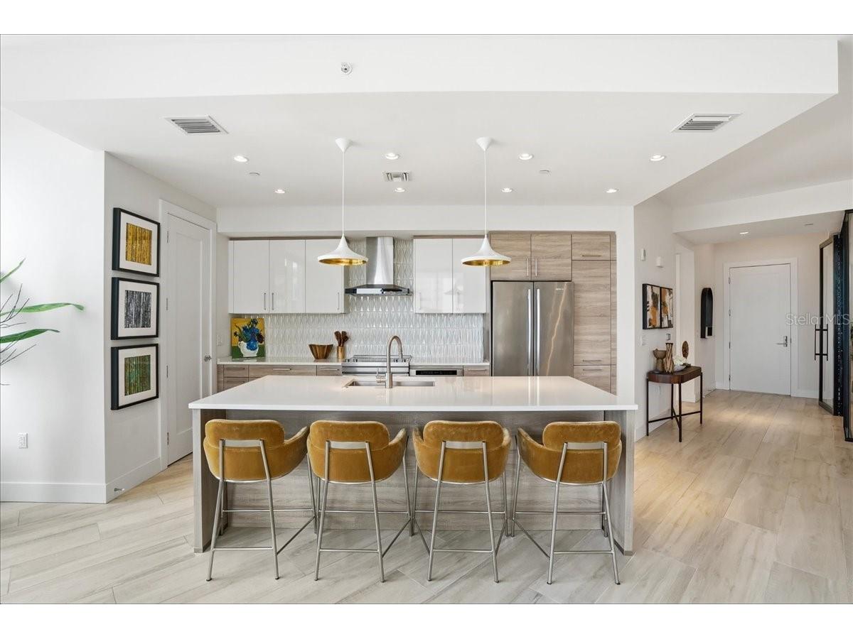 111 S Pineapple Avenue #714 Sarasota FL 34236 A4691380 image15