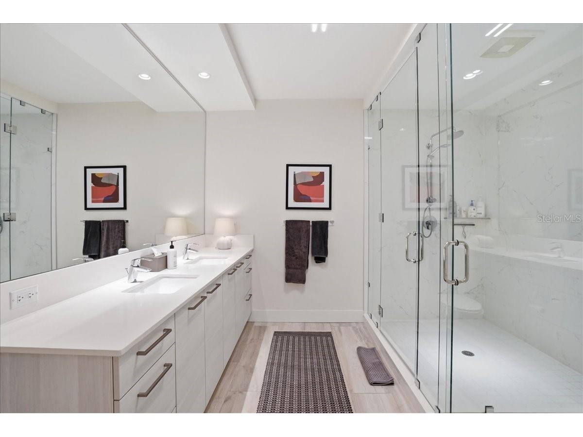 111 S Pineapple Avenue #714 Sarasota FL 34236 A4691380 image34