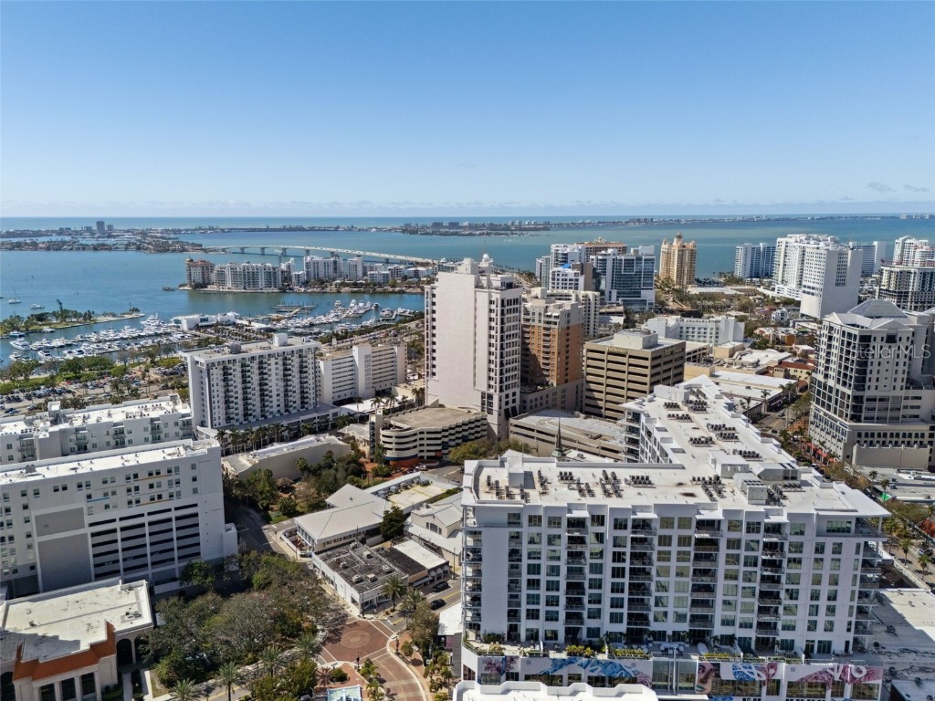 111 S Pineapple Avenue #716 Sarasota FL 34236 A4650220 image1