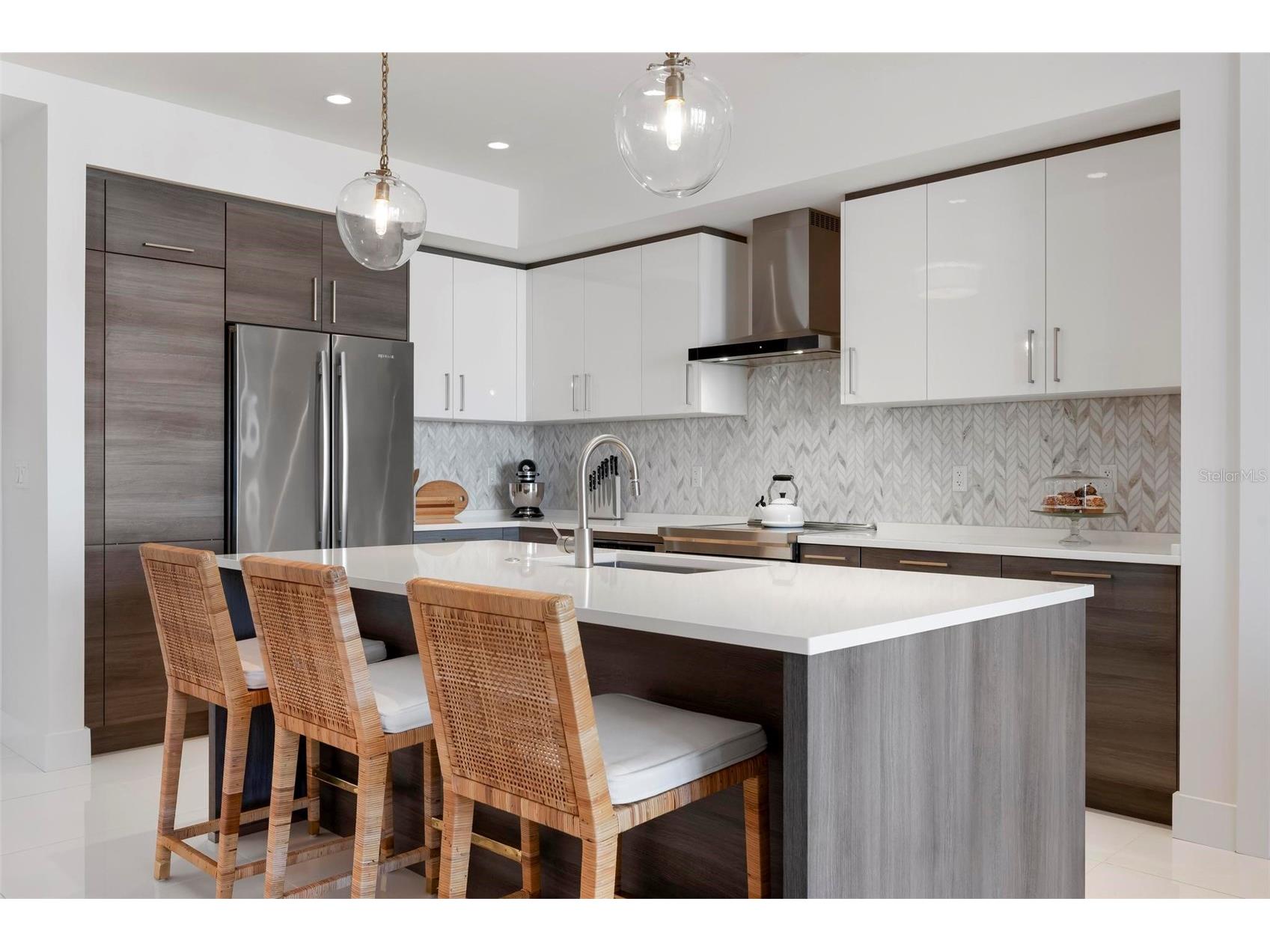 111 S Pineapple Avenue #719 Sarasota FL 34236 A4677833 image3