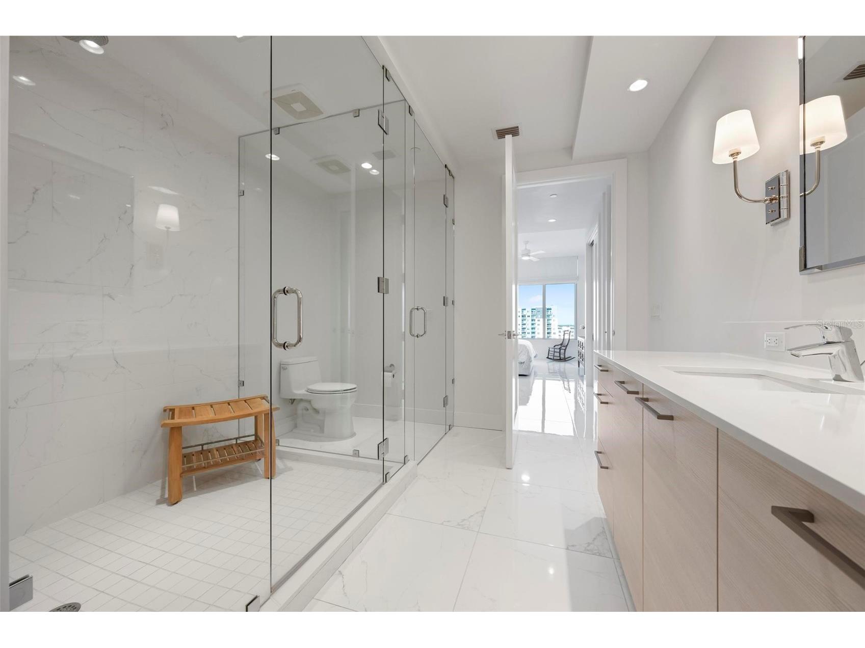 111 S Pineapple Avenue #719 Sarasota FL 34236 A4677833 image30