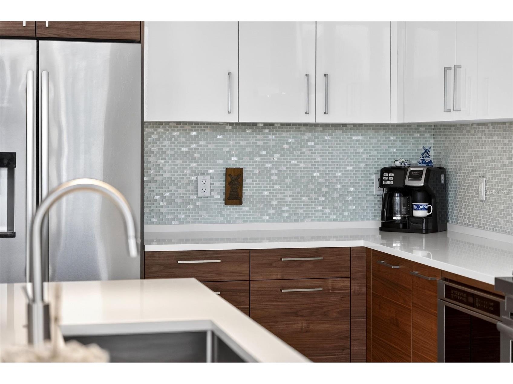 111 S Pineapple Avenue #806 Sarasota FL 34236 A4687850 image13