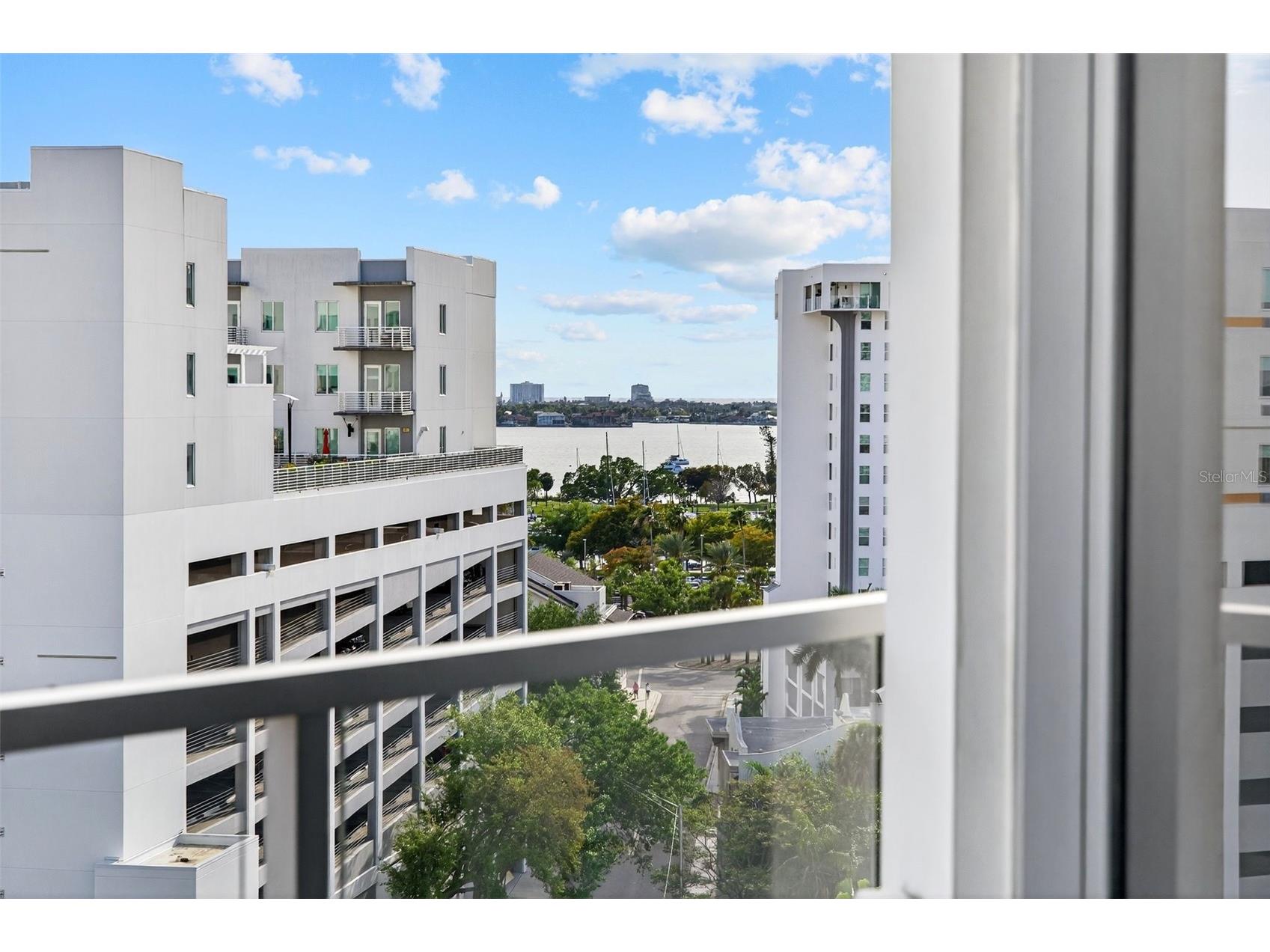 111 S Pineapple Avenue #806 Sarasota FL 34236 A4687850 image27