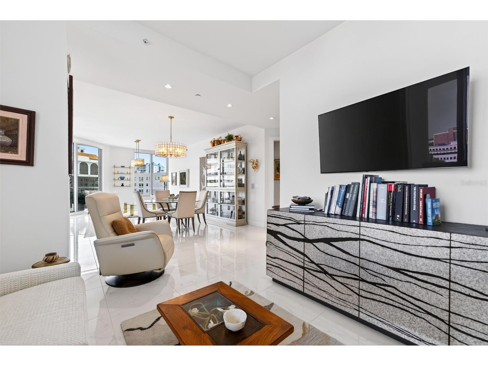 111 S Pineapple Avenue #806 Sarasota FL 34236 A4687850 image29