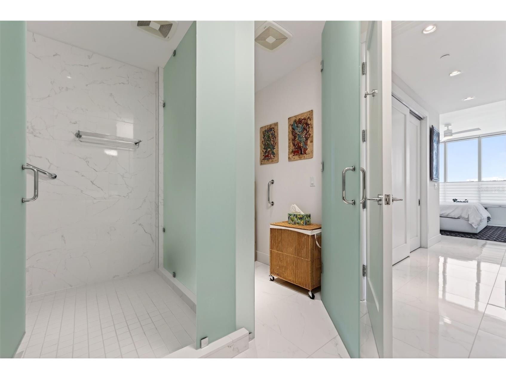 111 S Pineapple Avenue #806 Sarasota FL 34236 A4687850 image40