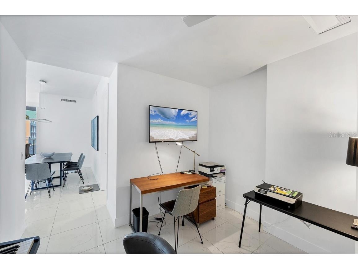 111 S Pineapple Avenue #816 Sarasota FL 34236 A4672019 image15