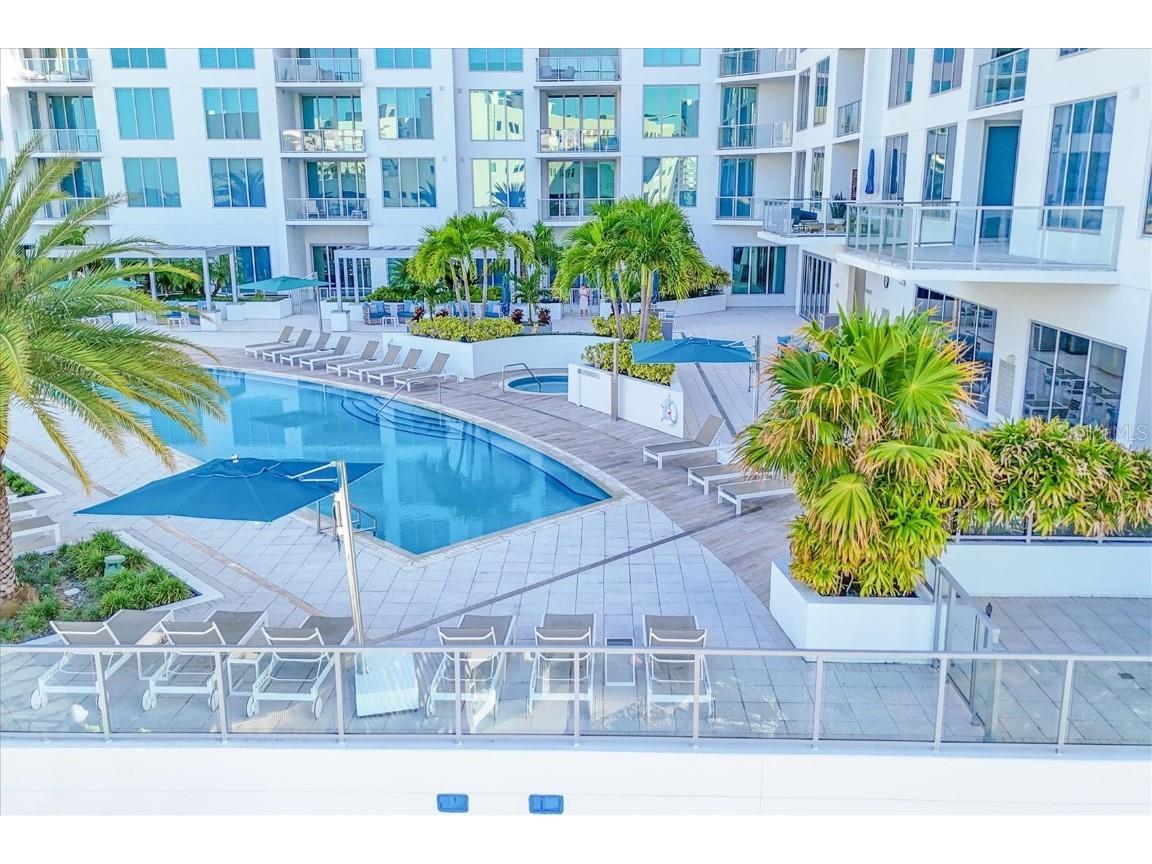 111 S Pineapple Avenue #816 Sarasota FL 34236 A4672019 image2