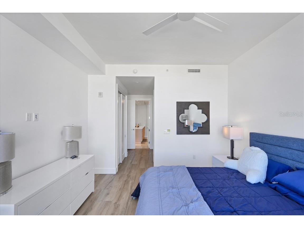 111 S Pineapple Avenue #816 Sarasota FL 34236 A4672019 image9