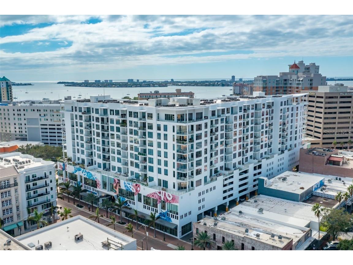 111 S Pineapple Avenue #817 Sarasota FL 34236 A4554689 image1
