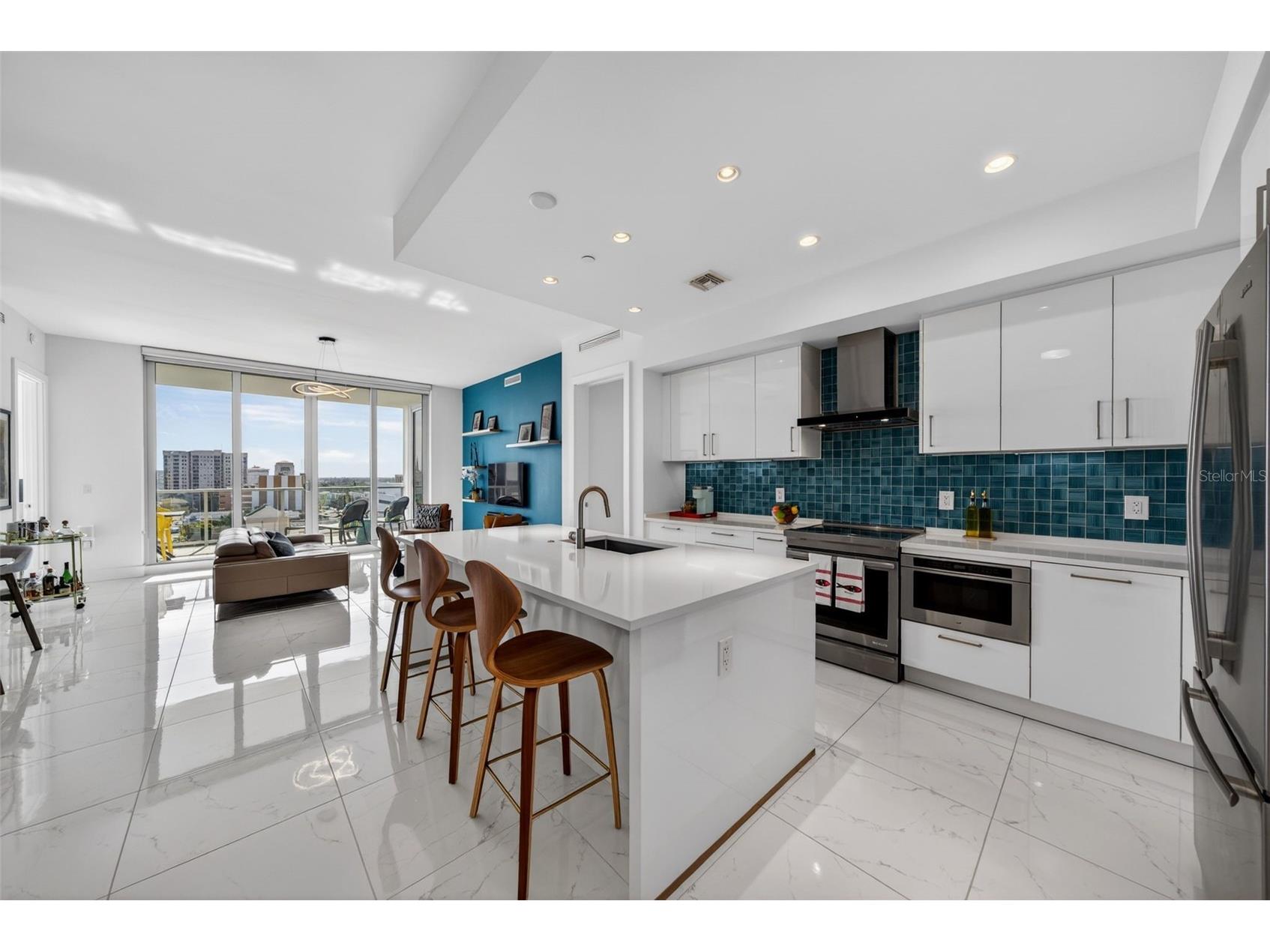 111 S Pineapple Avenue #904 Sarasota FL 34236 A4689993 image4
