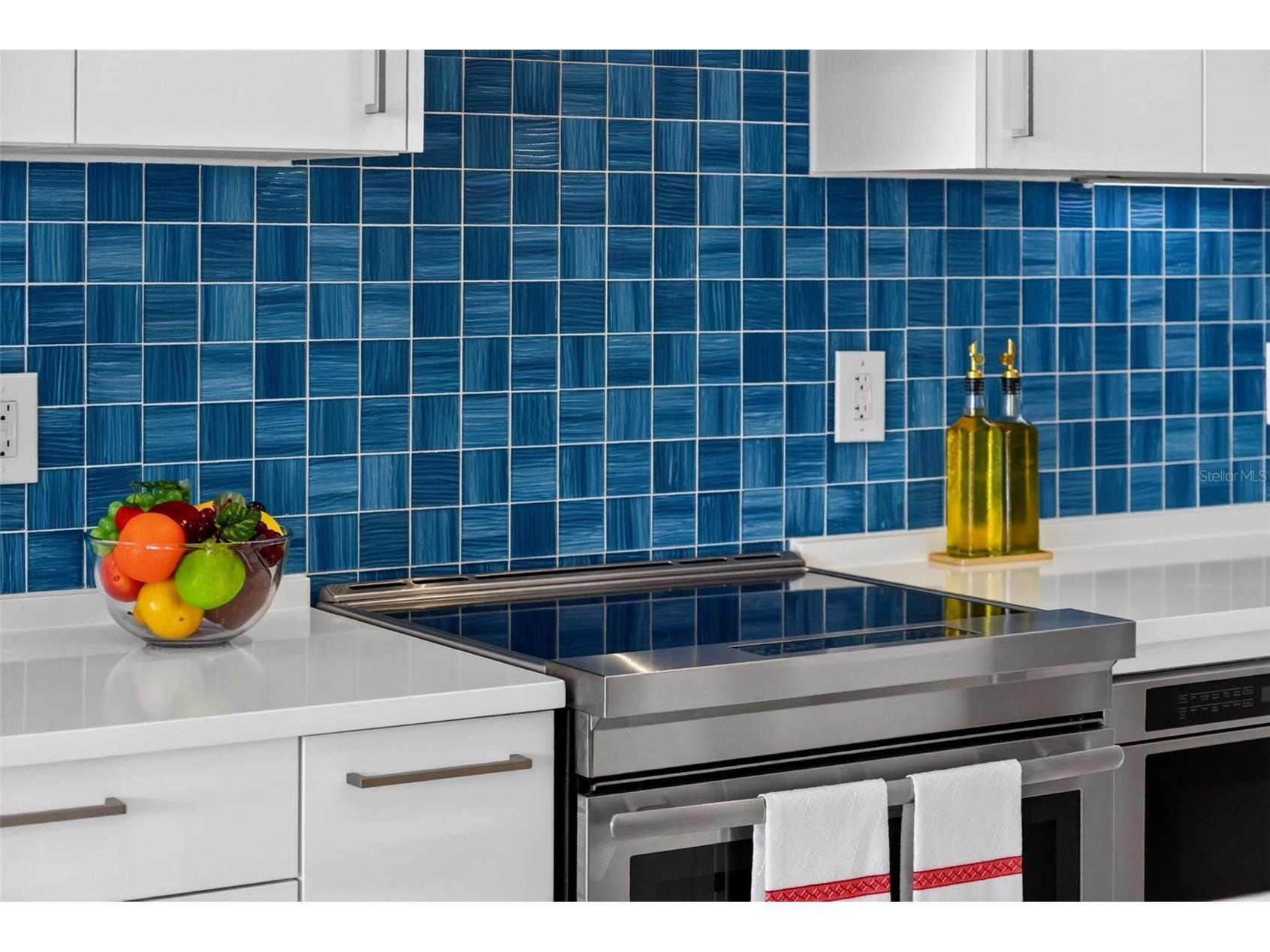 111 S Pineapple Avenue #904 Sarasota FL 34236 A4689993 image6