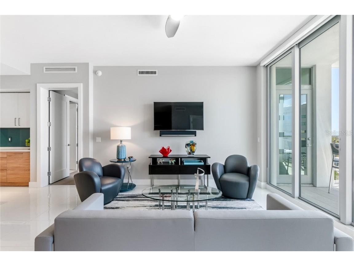 111 S Pineapple Avenue #905 Sarasota FL 34236 A4670762 image6