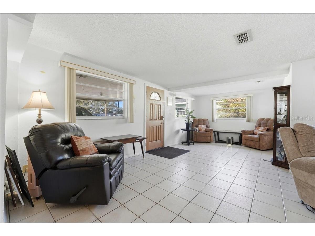 111 Sunset Drive E Winter Haven FL 33881 P4937961 image17